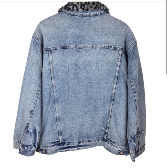 Free People
Wild Ones Faux Shearling Lined Denim.. - Picture 2 of 2
